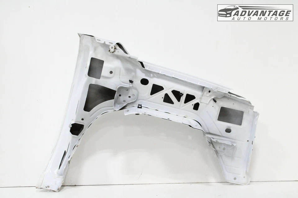 GMC YUKON 2015-2020 panel de cubierta de guardabarros delantero izquierdo lado del conductor Summit blanco OEM Foto 4 de 4