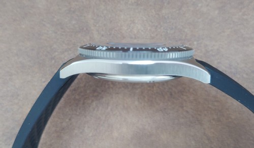Glashütte Original SeaQ Ref 1-39-11-06-80-33 Black Dial and Rubber Strap 39.5mm - Picture 21 of 24