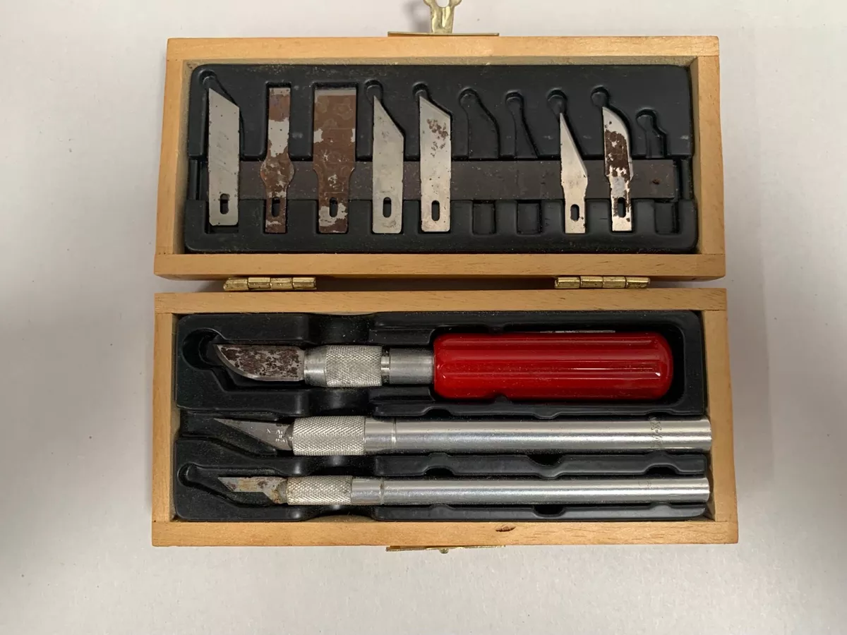 Lot Detail - EXACTO KNIFE SET AND CARVING KNIVES