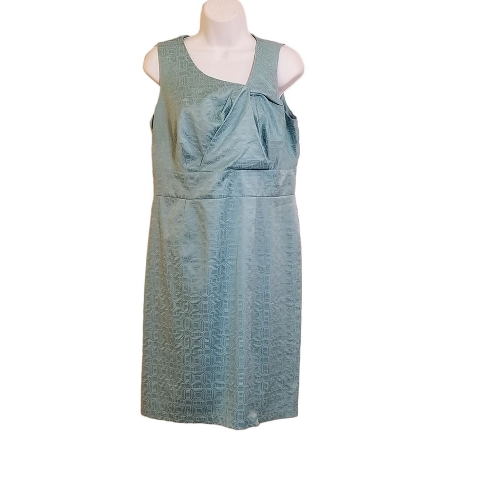 Maurices Dress 14 Light Blue Knee Back Zip Sleeveless Empire Front Slit