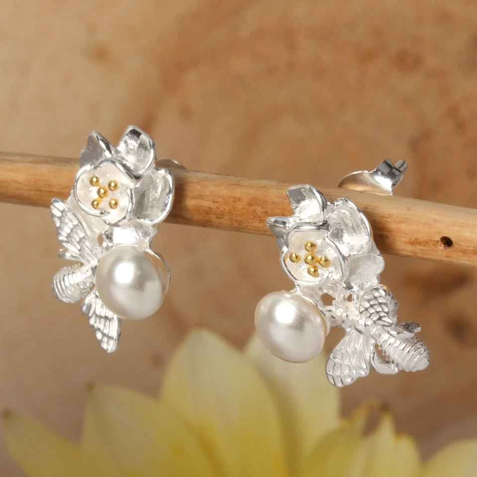 PENDIENTES DE PERLA DE PLATA ESTERLINA EN FLOR CON PERLA SWAROVSKI NUEVOS EN CAJA Foto 2 de 2