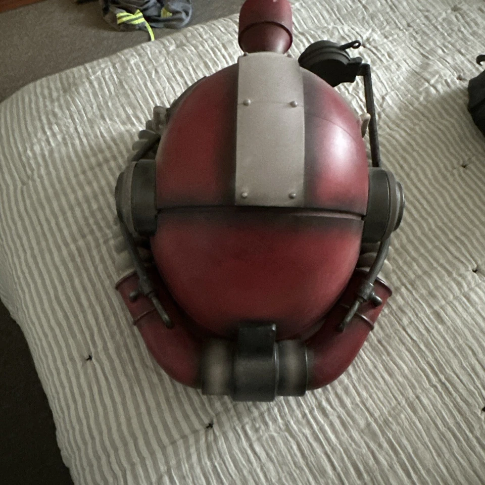 Fallout 51b Helmet    - Image 3 of 3