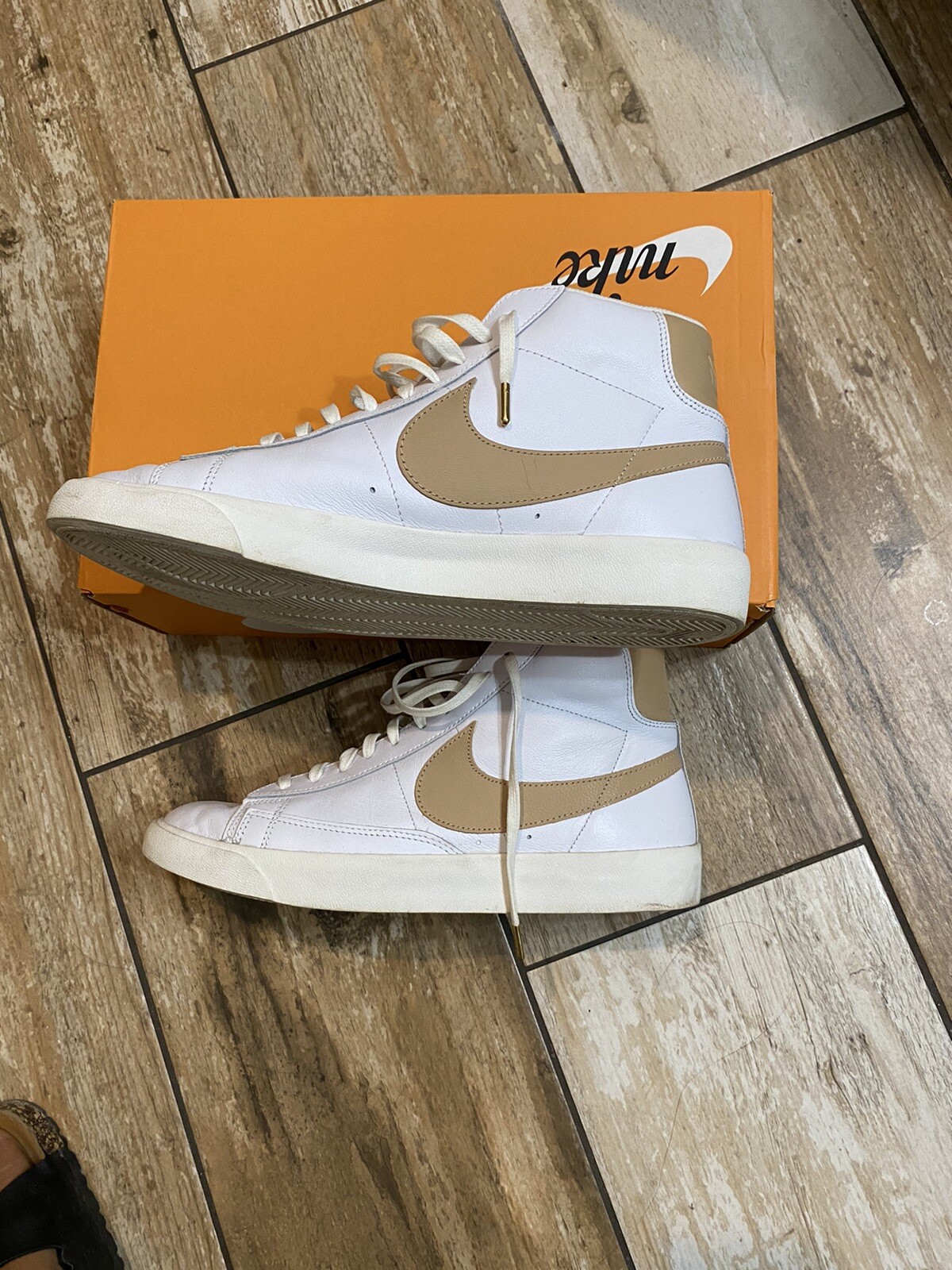 nike blazer light patina