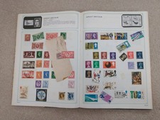 album znaczków Stanley Gibbons 33. edycja różne znaczki światowe w tym USA nie pełny
