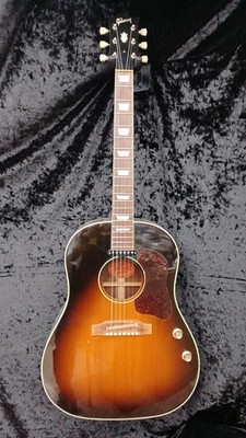 GIBSON 1964 J-160E acoustic guitar