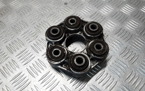 BMW 3 F30, F80 Propshaft Rubber Coupling 760562905 2.00 Diesel 2013 30019307