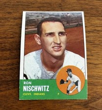 1963 Topps Baseball Set-Break #152 Ron Nischwitz NR-MINT