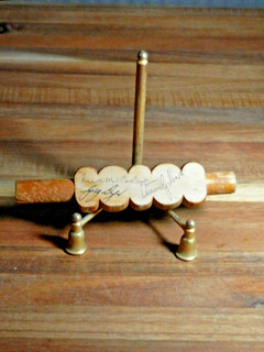 VINTAGE CRICKET SIGNED STUMP MEMORABILIA WITH METAL DISPLAY STAND