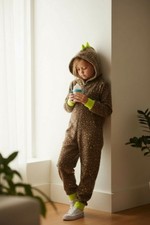 Cat  Jack Dinosaur Pajama Set, Kids Size 6/7, New with Tags