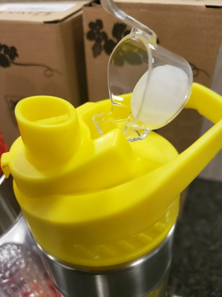 2 botellas de Pandorafrut.  Botella de agua infusora de frutas de carga inferior 24 oz, venta en EE. UU. Foto 3 de 4