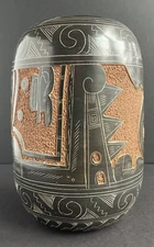 Vintage Pottery by Alfredo Espinoza of San Juan de Orient Nicaragua - Art Decor 