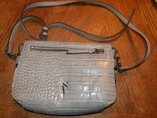 Simply Vera Wang Nash Small Crossbody Bag Handbag Purse Gray, Light Wear 9x6x3"