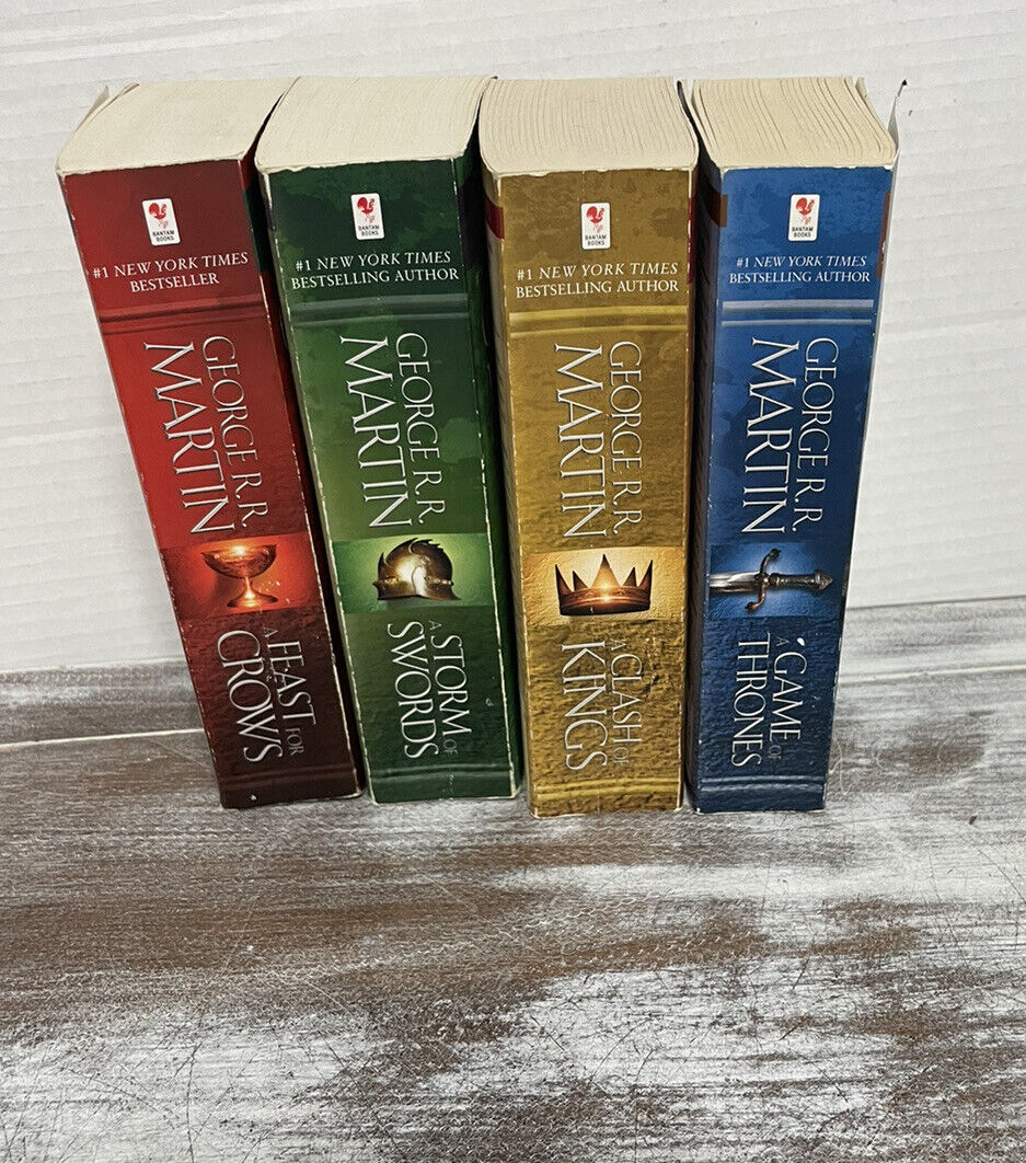 Game of Thrones - George R.R. Martin - Books 1, 2, 3, 4 - Softcover - 4  Book Set