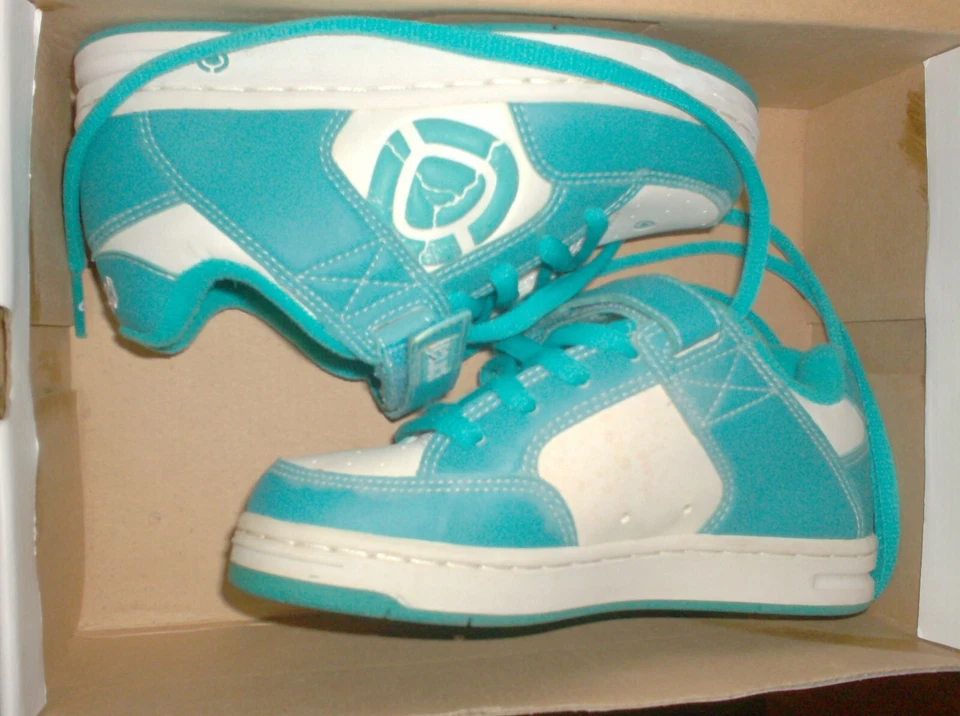 Zapatos de skate vintage niños - 1, nuevo stock muerto 2005 circa - 22 cm suela colección Foto 2 de 4