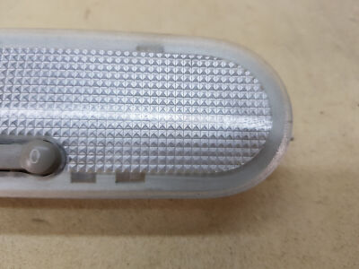 80g20) RENAULT CLIO MK3 HATCHBACK /05-09 INTERIOR ROOF LIGHT PN