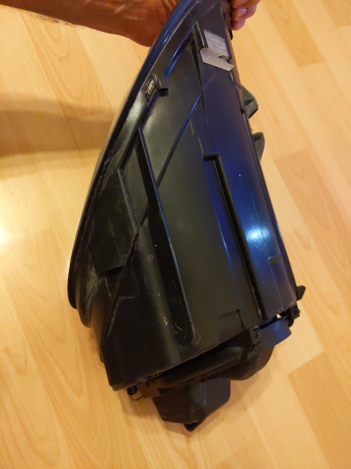 Volkswag Headlight Right Passenger RH Volkswagen Beetle 2006-2010 1C0-941-006-N Foto 4 de 4