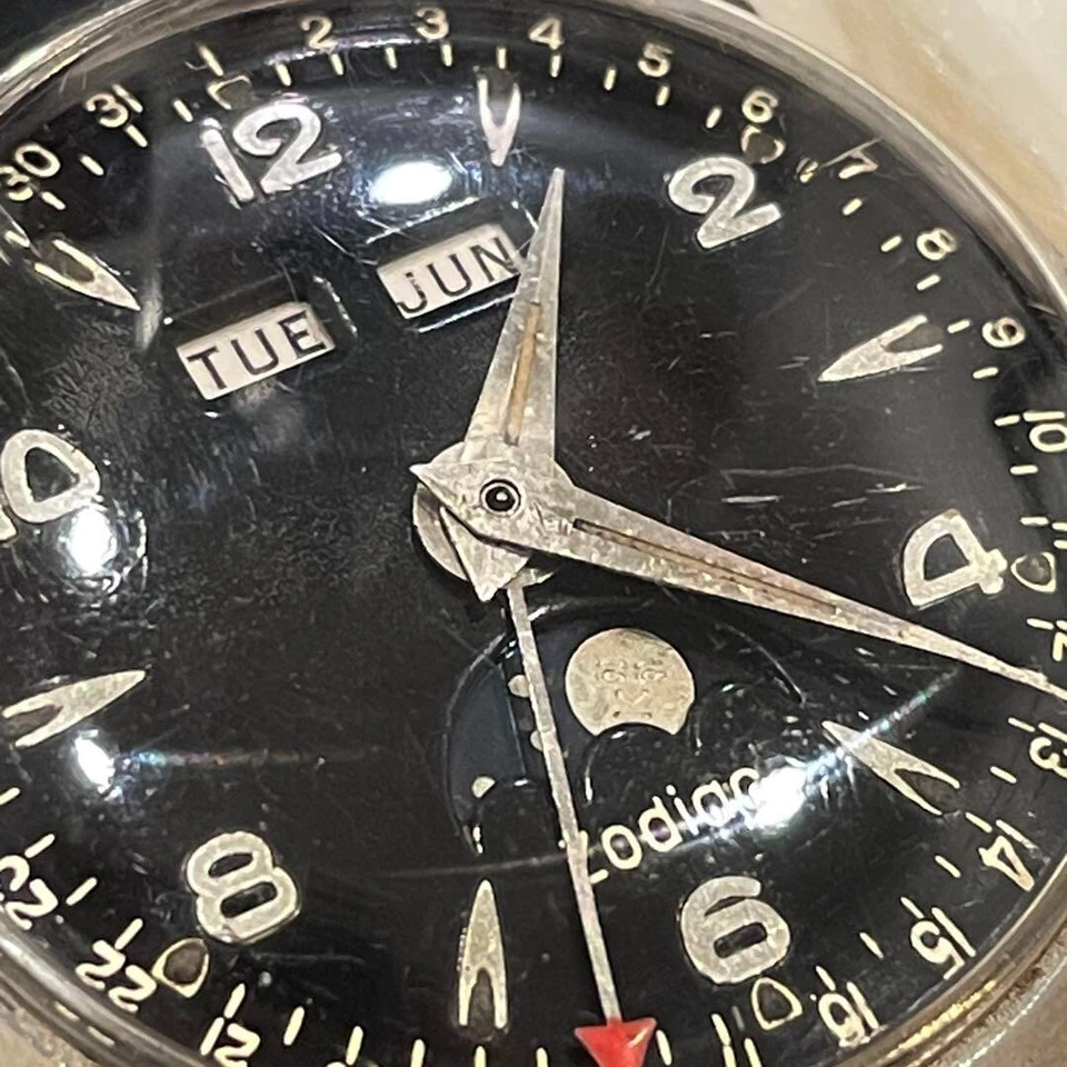 Zodiac Manual Wind Watch Moonphase 33mm Antique Rare - Image 4 of 4