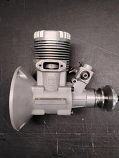 Moki 2.10 XL With Bison Pitts Muffler Backplate Mount  Extra Cases. RC Engine 