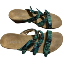 Vionic Dwyn Teal Snake Kitten Wedge Sandals Women's Size 9 Slide Slip-On