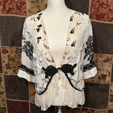 Spencer Alexis Kimono Top Women’s XL Extra Large White Black Sheer Floral Lace