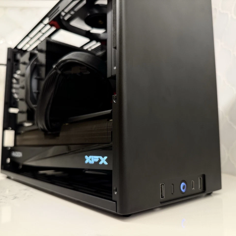 Custom Gaming PC - 9800X3D / 9070XT / 32GB / 2TB NVMe / High FPS / ITX SFF - Image 2 of 4