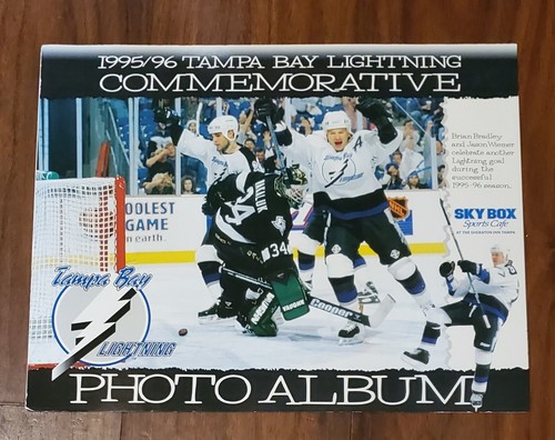 Tampa Bay Lightning 1995-96 Commemorative Team Photo Album Cards - Picture 1 of 2