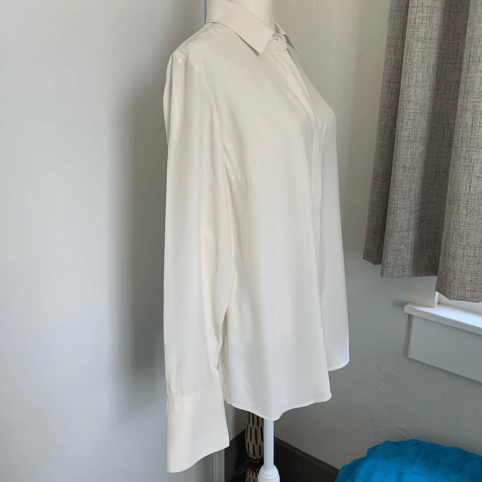 WORTH  white long sleeve 100% Silk tunic top blouse shirt button front sz M - Image 3 of 4