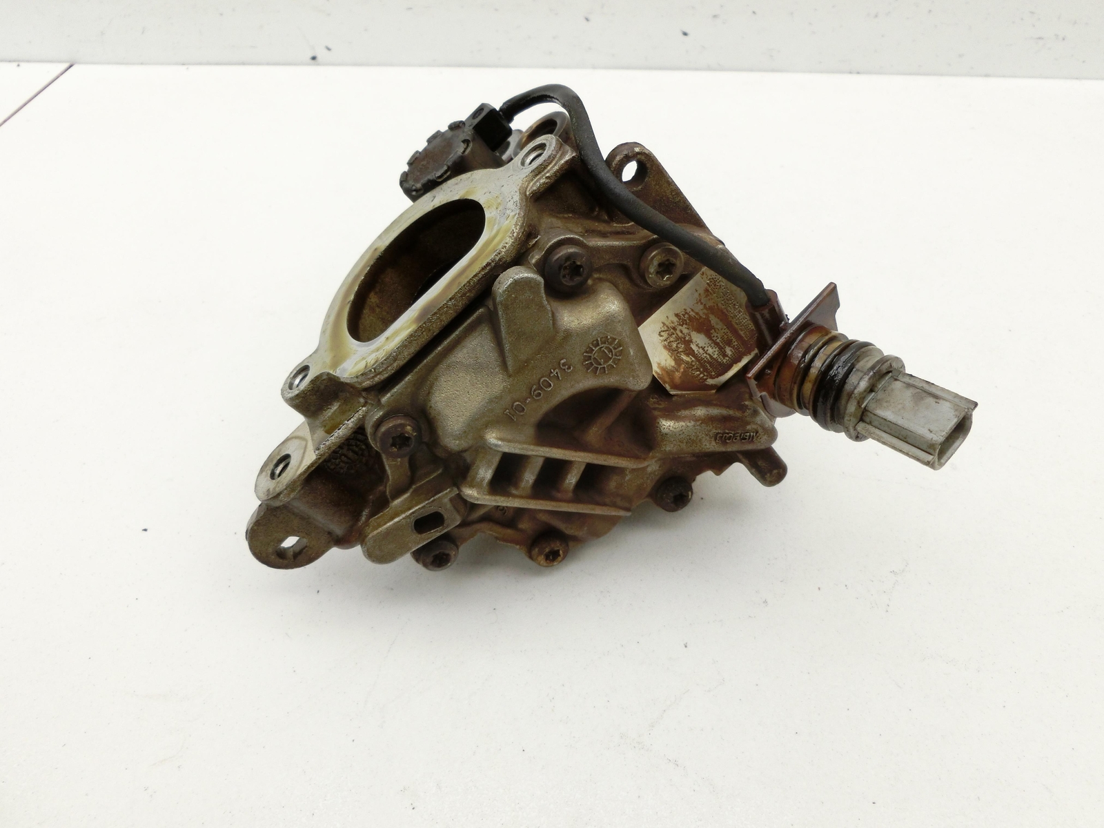 2014 Renault CLIO 0.9tce Engine Oil Pickup Pipe 150503885R for 