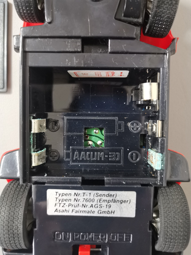 Dickie Taiyo No. 8207 Porsche 935 Turbo Wireless Remote Control Car in Original Packaging - Picture 19 of 23