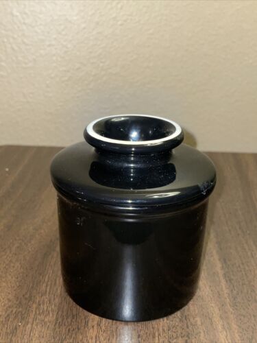 The Original Butter Bell Crock by L. Tremain French Beurre Keeper Gloss Black - Picture 1 of 5