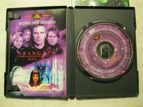 Stargate SG-1 Season 1 Boxed Set - 5 DVD Disc Set with Richard Dean Anderson - Picture 9 of 11