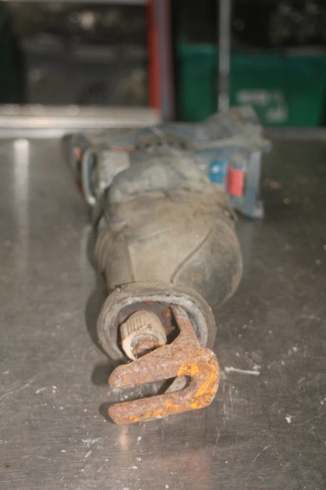 Bosch Variable Speed Reciprocating Saw 1651 - Image 4 of 4