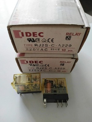 2pcs New RJ2S-C-A220 220VAC   relay *cm
