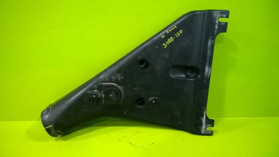 97 98 99 00 01 02 03 MITSUBISHI DIAMANTE AIR CLEANER INTAKE DUCT OEM 3088-120 - Image 2 of 2