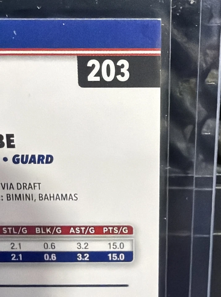 2025-26 Topps Basketball VJ Edgecombe 23 /50 Diamante Gold RC 76ers - Image 3 of 4