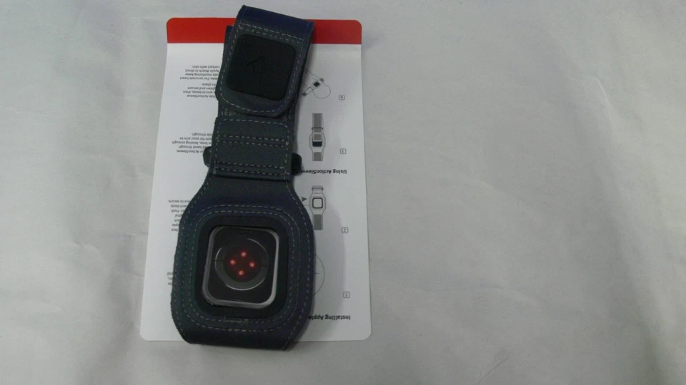 Twelve South Action Sleeve Armband for Apple Watch (44mm) - Image 3 of 3