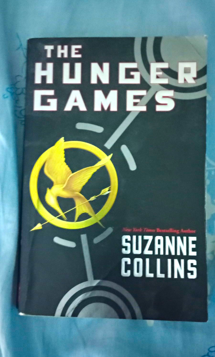 Suzanne Collins The Hunger Games Book 1 Trade Paperback 2010 Scholastic