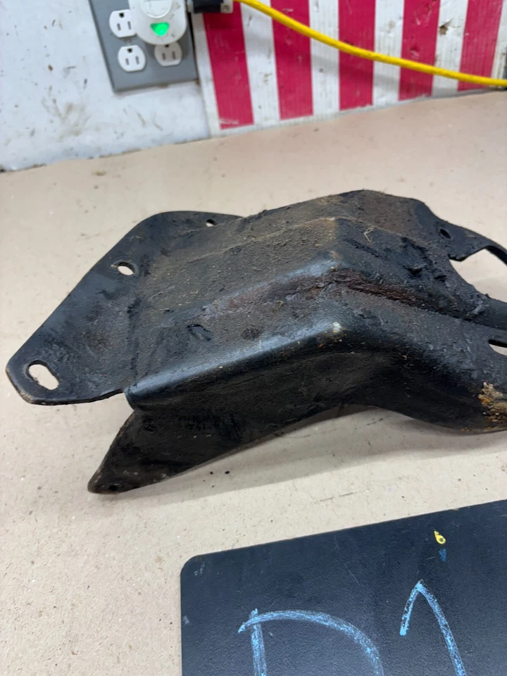 1964 1967 65 Oldsmobile Cutlass F85 330 350 POWER STEERING PUMP MOUNT BRACKET V8 - Image 3 of 4