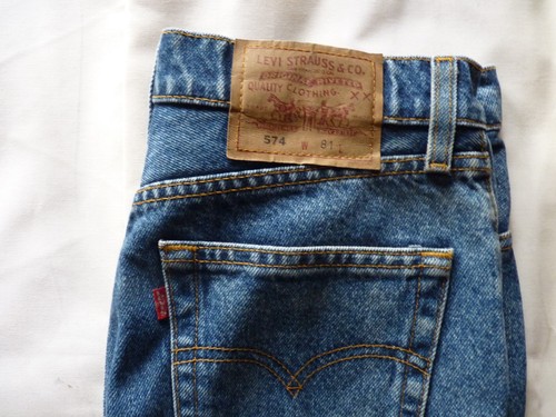 MENS PRE OWNED LEVI JEANS 574 BLUE SIZE 
