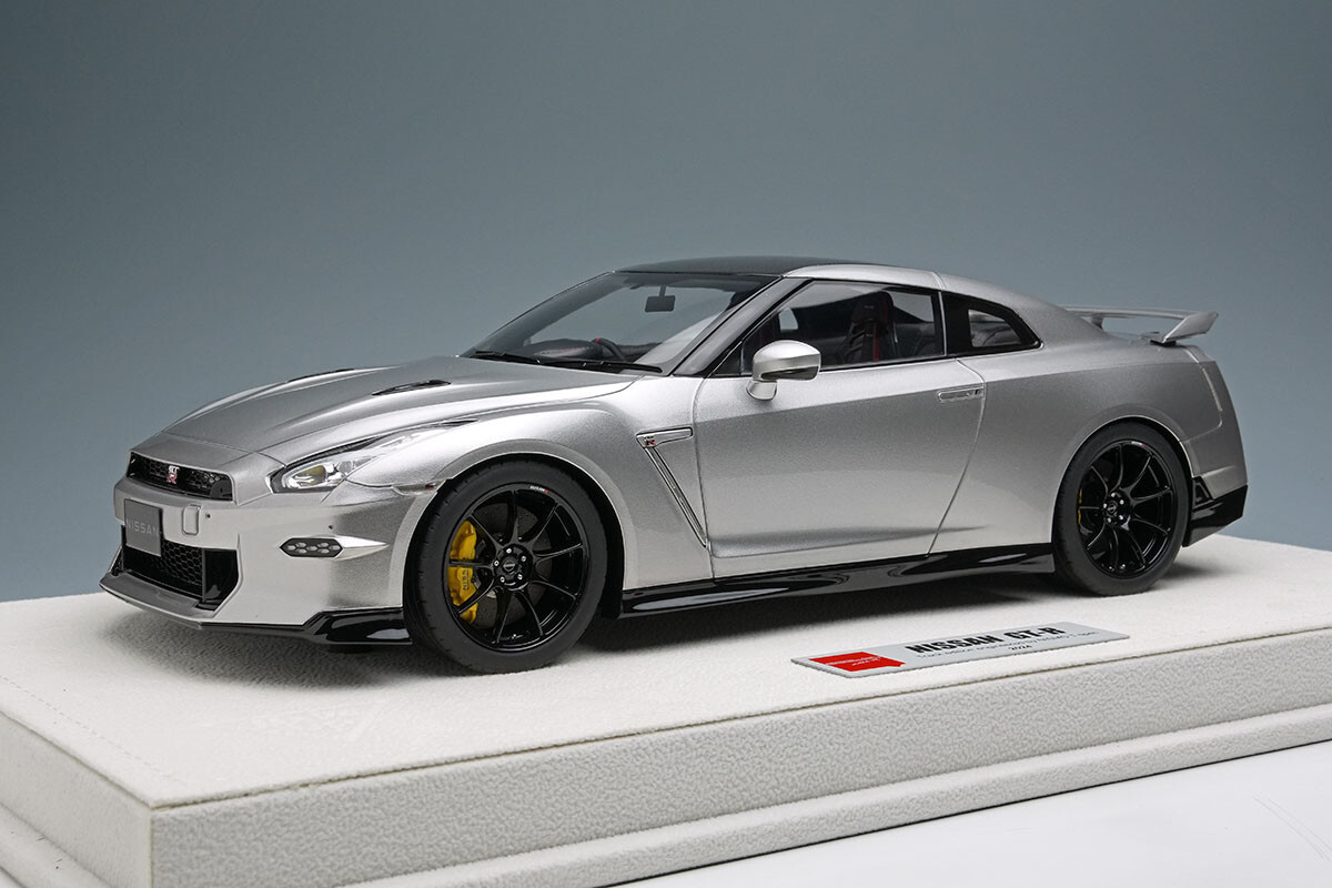 ミニカー EIDOLON NISSAN GT-R NISMO 2024 1/18 EIDOLON 1/18 NISSAN GT-R Track edition engineered by NISMO T