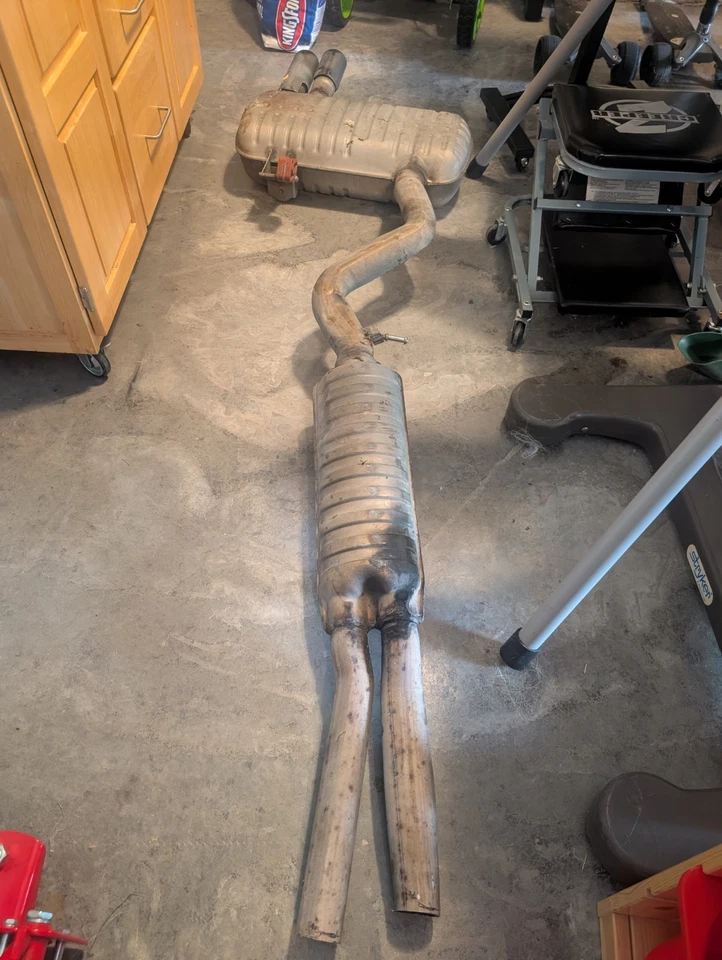 Silenciador silenciador trasero bmw resonador escape aleta puntas e90 serie 3 330i 05-06 Foto 3 de 3