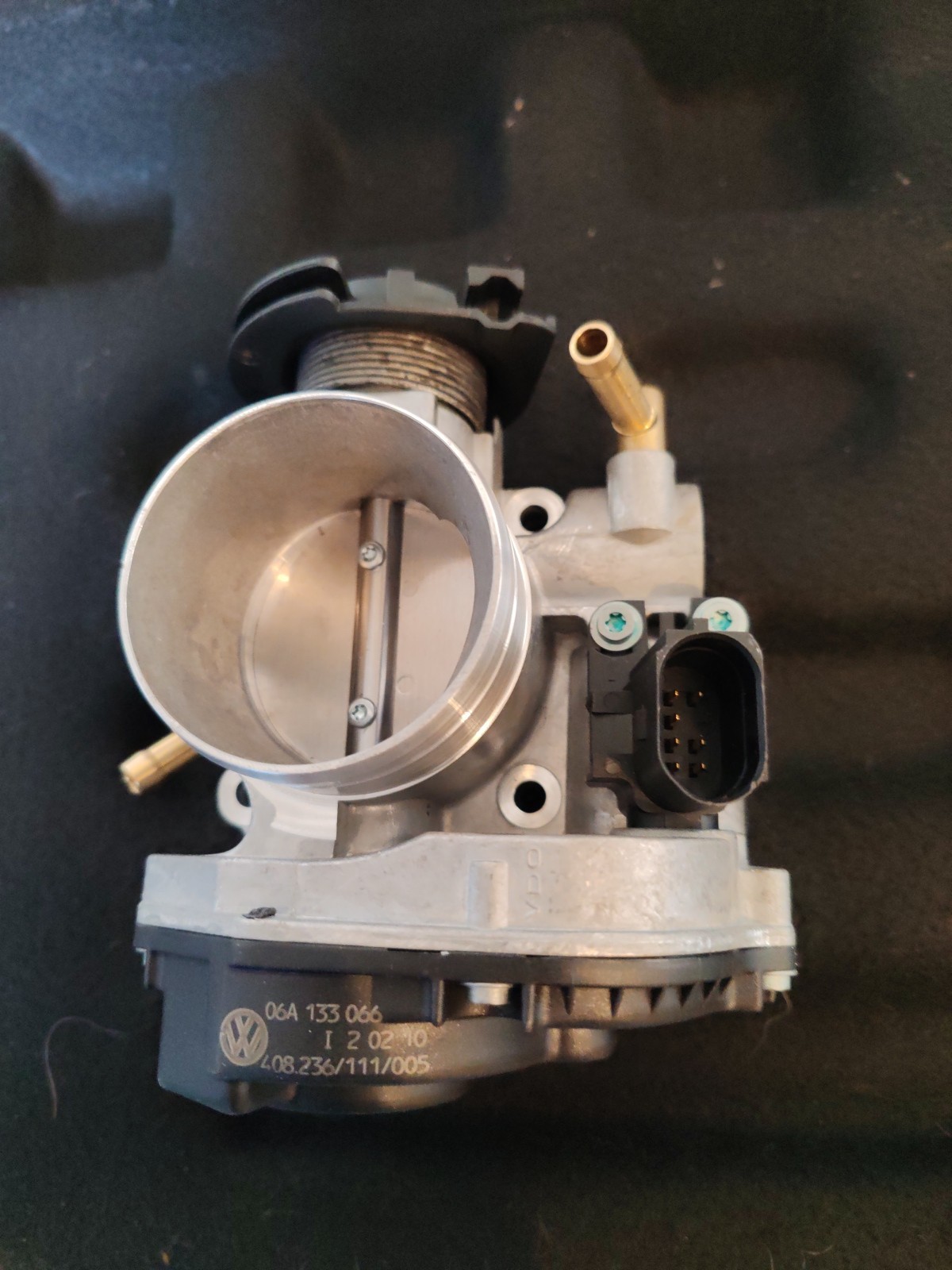 Boitier papillon essence bloc admission d'air pour moteur 4 cylindres