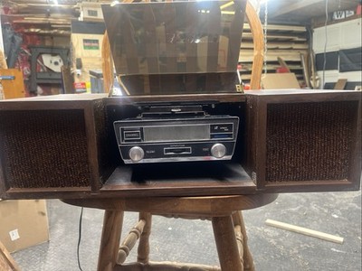 Vintage 1960s Kustom Kreation   590M 8 Track Radio Automatic  Box W/ Speakers