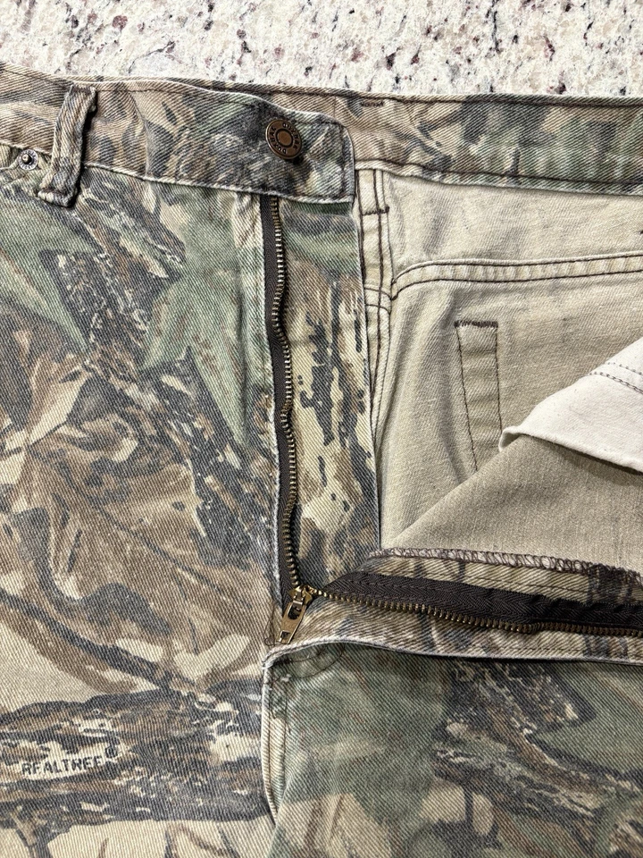 Vtg Duxbak REALTREE Camo Pants Men's 32x33 Hunting Jeans Straight Leg Denim - Image 3 of 4