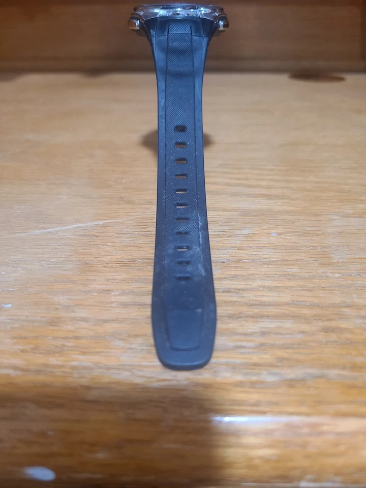 Relógio analógico digital Casio Wave Ceptor resistente solar WVA-470 41mm - Imagem 4 de 4