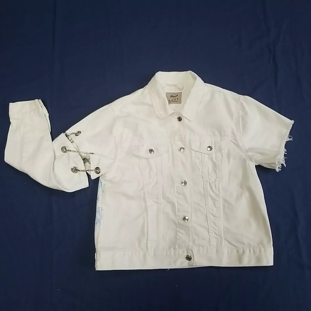 Picture 5 of 24