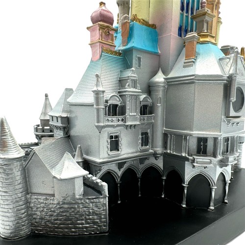 Disney Castle Of Magical Dreams Hong Kong Disney 100 Celebration NIB READ - Picture 13 of 23