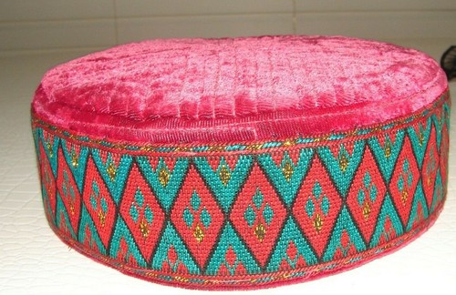 VINTAGE BALOCHI DACAAR AFGHAN REFUGEE WOMEN CAP EMBROIDERY HAT PAKISTAN