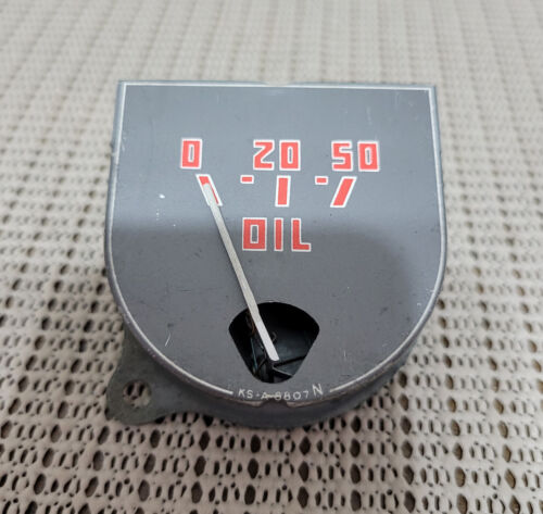 1941-1942 Ford Pickup & Truck Oil Pressure Gauge - NOS