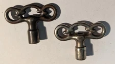 ***VINTAGE ORNATE CLOCK WINDING STEEL KEYS LOT OF 2***